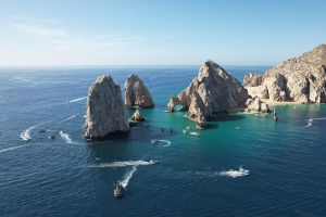 Barcos en el golfo de méxico disfrutando de un dia soleado